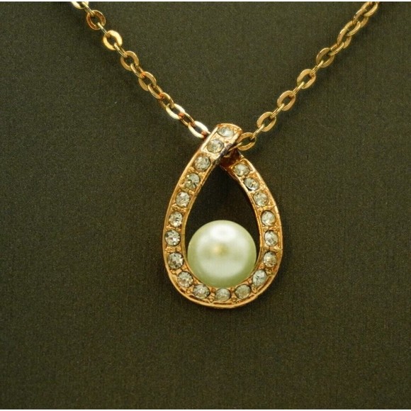 Premier Designs Jewelry - Premier Designs Forever Necklace Rose Gold Tone 16-19” W/ Faux Pearl Tear Drop